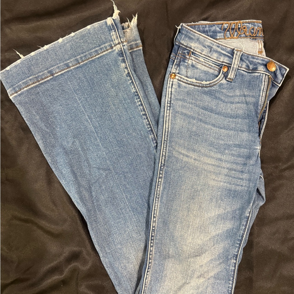 Women's Wrangler Blue Jeans